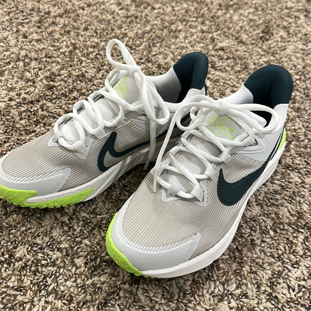 Nike Girls sneakers